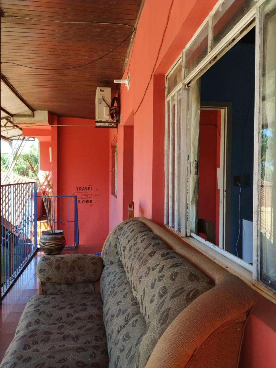 Hummingbird Hostel Ciudad del Este Esterno foto
